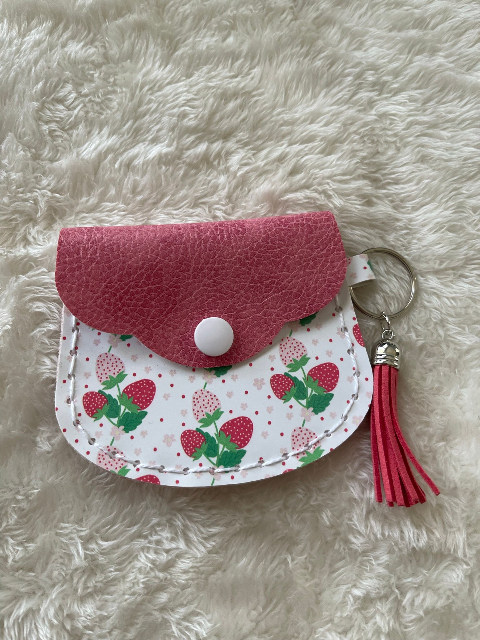 Keychain Wallets - Compact, Stylish Small Carry Wallets in Various ...