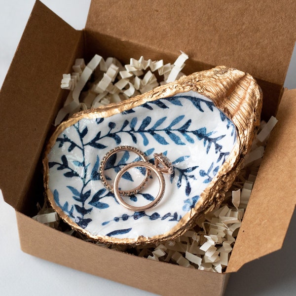 Oyster Shell Ring Dish Blue, Something Blue Proposal, Something Blue Bridesmaid, Something Blue Wedding, Something Blue Unique, Ring Holder