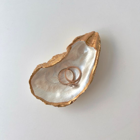 Pearl White Oyster Shell Ring Dish Pearl Shell Holder Earrings Oyster Shell Ring Dish Ring Holder Oyster Oyster Shell Engagement Gift Etsy