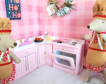 Pink Kitchen cabinets, stove, sink. Christmas Maileg Miniature Dollhouse furniture 1/12 scale