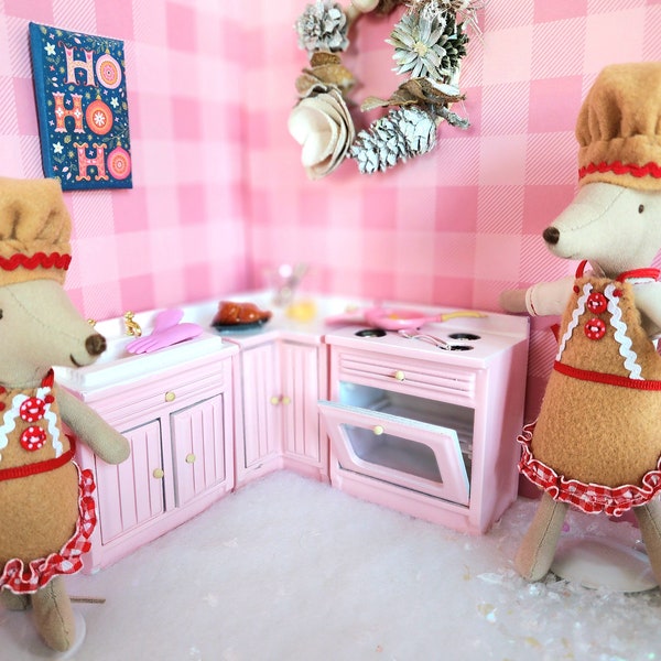 Pink Kitchen cabinets, stove, sink. Christmas Maileg Miniature Dollhouse furniture 1/12 scale