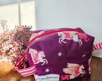 Mini-doosje met rits | Gewatteerde eenhoorntas | Klein make-uptasje | Make-uptasje voor op reis | Handgemaakt cadeau voor meisjes | Grillige kleintjes