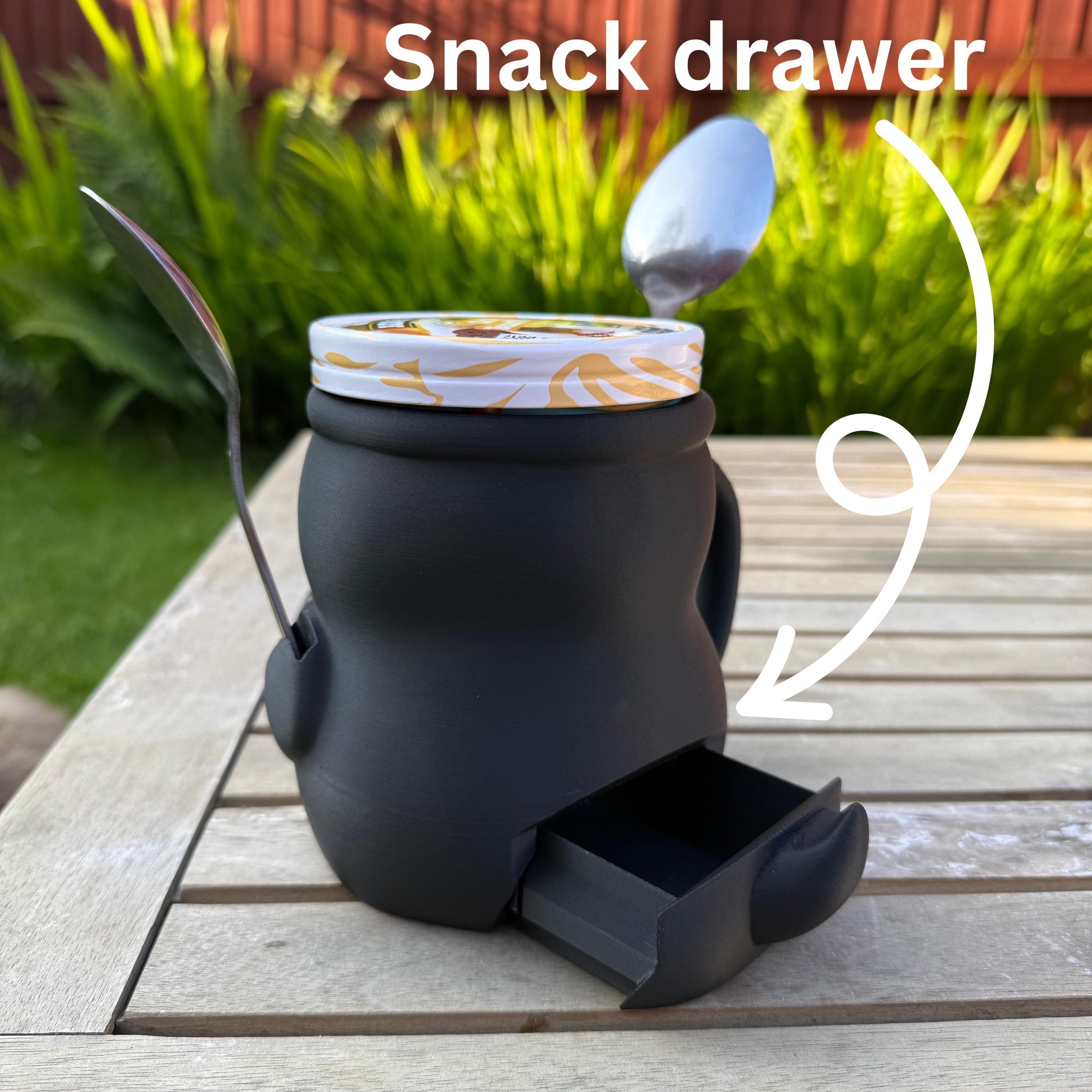 Penguin Ice Cream Pint Holder – 3D Printed Cute Gift – Fits Ben and Jerrys, Haagen-Dazs – Spoon Slot – Funny Kitchen Decor - Cinema and Sofa