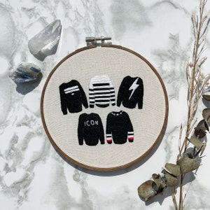 Schitt's Creek David Rose Sweaters Embroidery Hoop Art (6" Hand Sewn) - Needle Art, Wall Hangings, Gifts