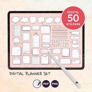 Pode incluir: Um conjunto de planejador digital exibido em um tablet rosa, com 50 adesivos em vários formatos, incluindo balões de fala e banners. O texto "DIGITAL PLANNER SET" é visível. Uma caneta stylus está sobre a tela.