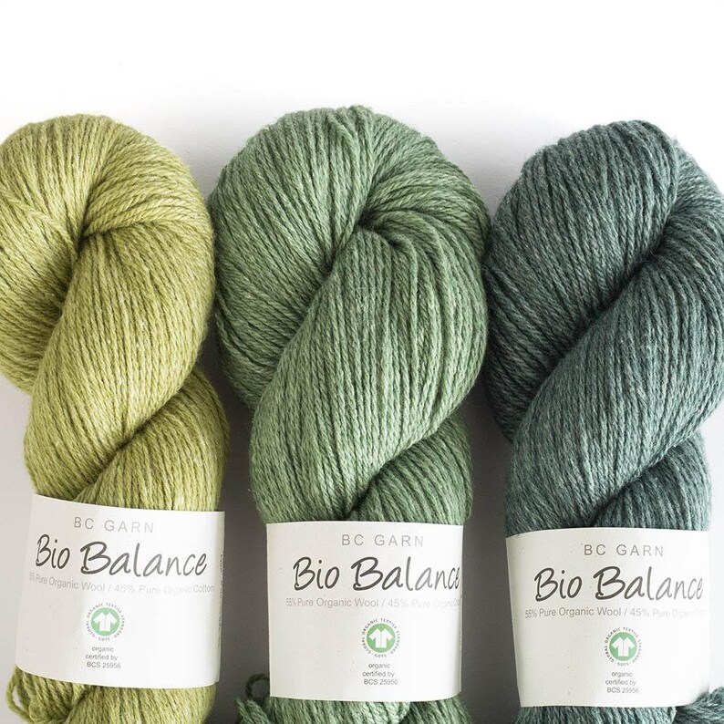BC Garn Bio Balance, a soft GOTS organic carded yarn that is 55% wool, 45% cotton, 50 grams, 246 yards, 5-ply, fine or sport weight. Shop sells colors 03, 04, 05, 07, 10, 12, 14, 17, 20, 21. GOTS is the safest level of organic worldwide.