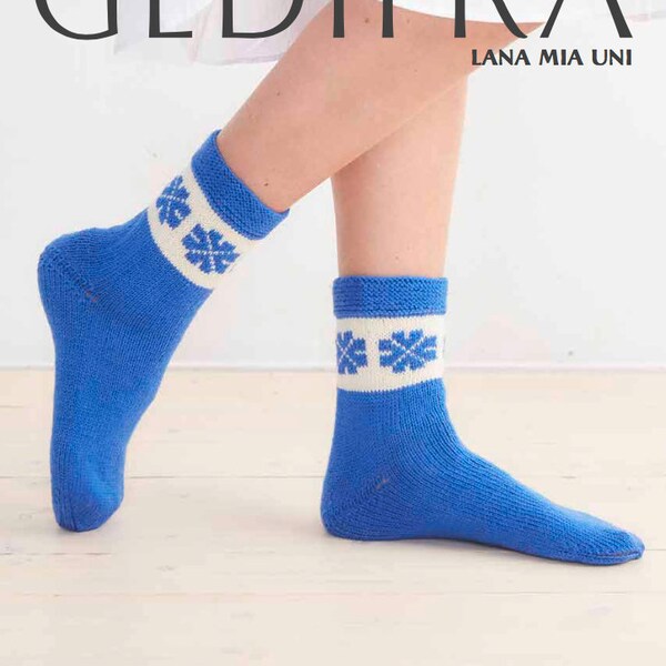 Short womens socks pattern, short womans socks pattern, blue wool socks pattern, blue woolen socks pattern in Gedifra Lana Mia Uni, 3