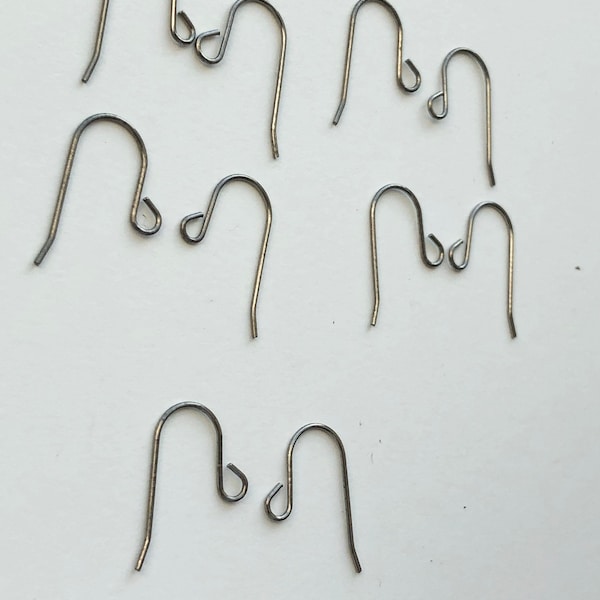 Grade 5 Titanium French Hooks, 5 Pairs (10 pieces) Hypoallergenic Nickle Free Ear wires, Allergy-free earring hook, jewellery findings