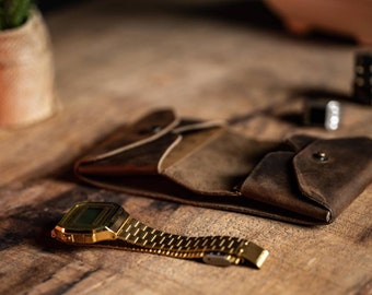 Handmade Leather Wallet with Keychain - Minimalist Design