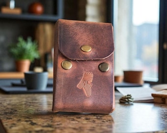 Handmade Leather Cigarette Case – Holds 20, with Keychain