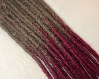 Synthetische Dreadlocks mit Ombré Muster - Braun bis Dunkelrot, Boho Akzent Dreads