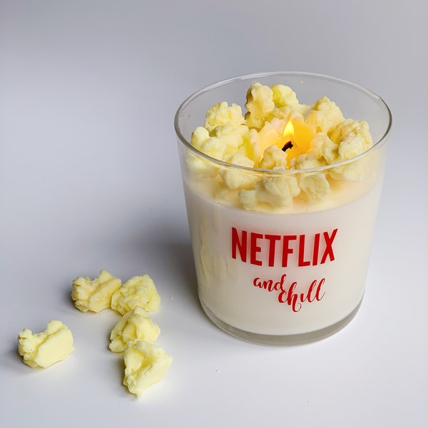 Bougie "Netflix & Chill" - bougie gourmande parfum Pop Corn / création artisanale /bougie végétale personnalisable /idée cadeau original