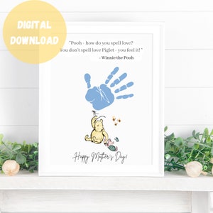 Winnie l'ourson Sentiment Citation empreinte de main, Empreinte imprimable de la fête des mères, Porcinet et ourson, Artisanat préscolaire ou maternelle, Carte-cadeau souvenir