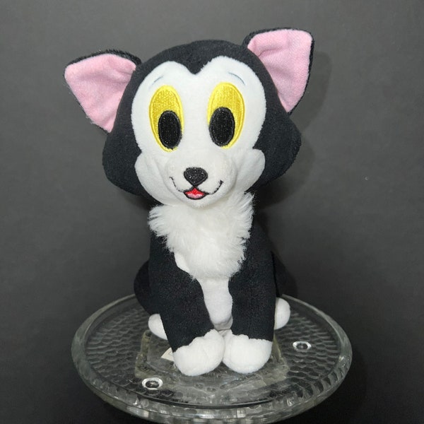 Disney Pinocchio tuxedo cat Figaro plush