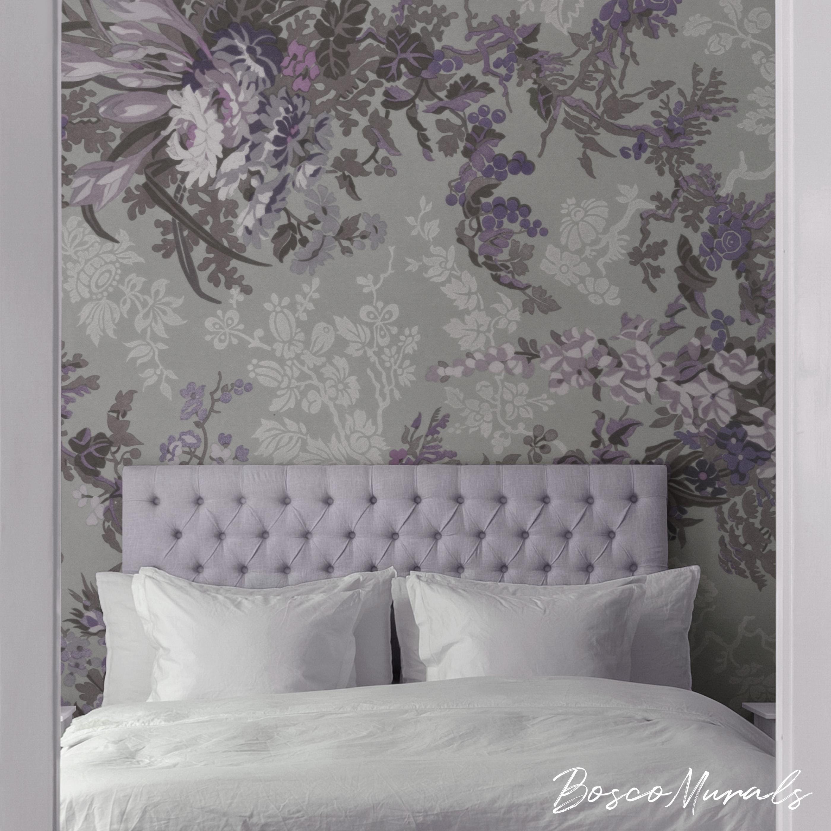 Interior of bedroom with large bed and gray walls · Free Stock Photo, image size:2800x2800