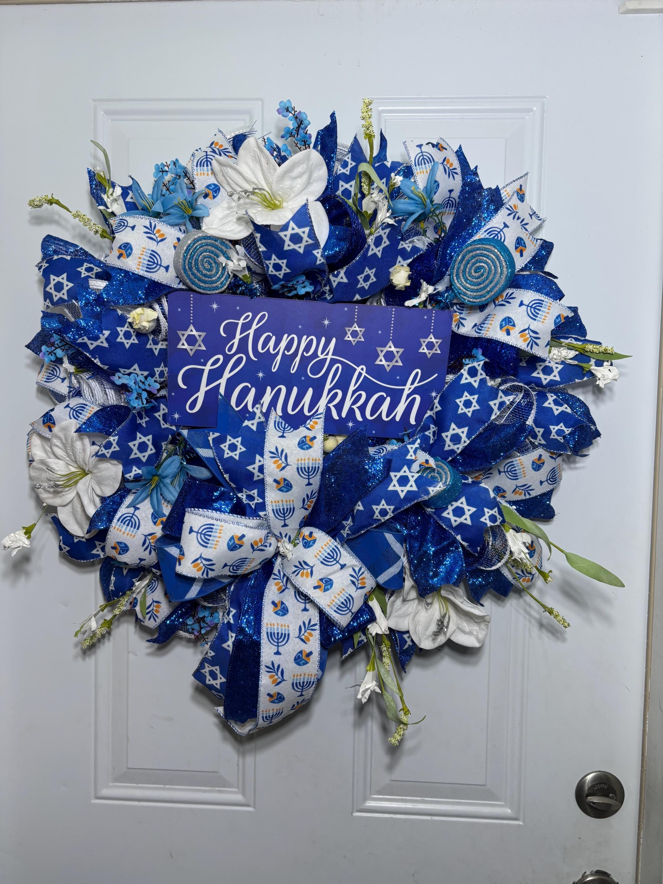 Hanukkah, Chanukah, Hanukkah door decor, Star of David, Hanukkah wreath, chanukah wreath, hanukkah door decor, front porch decor  jewish