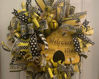 Summer bee decor or spring Bee decoration  bumble bee decor Wreath Door Decor Bumble Bee Yellow and Black Bumblebee everyday bee decor