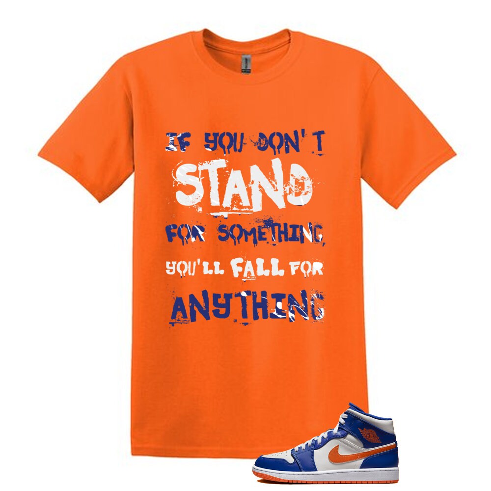Nike Dunk Low New York Knicks Dunks Colorway Sneaker Unisex T-Shirt -  Mugteeco