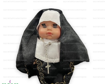 Nun Doll/ Monja muñeca