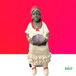 6.3” Estatua Francisca / Mama Francisca Estatua