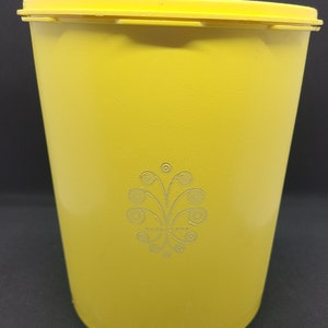 Vintage Tupperware #805 Servalier Pojemnik z uszczelką Żółty Pojemnik do przechowywania żywności