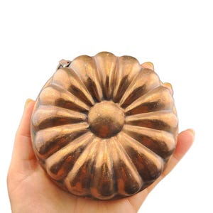 Copper Mold Vintage Rustic Kitchen Wall Hanging Jello Cake Mold, 11cm round,