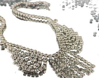 Vintage halsband med strass och kristall från 1980-talet, Tjeckoslovakien, smycken med statementmotiv