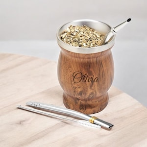 Juego de taza de mate personalizada, taza grabada personalizada, bombilla, pajitas, aislante, regalo único de inauguración de la casa para mamá, papá e hijo.