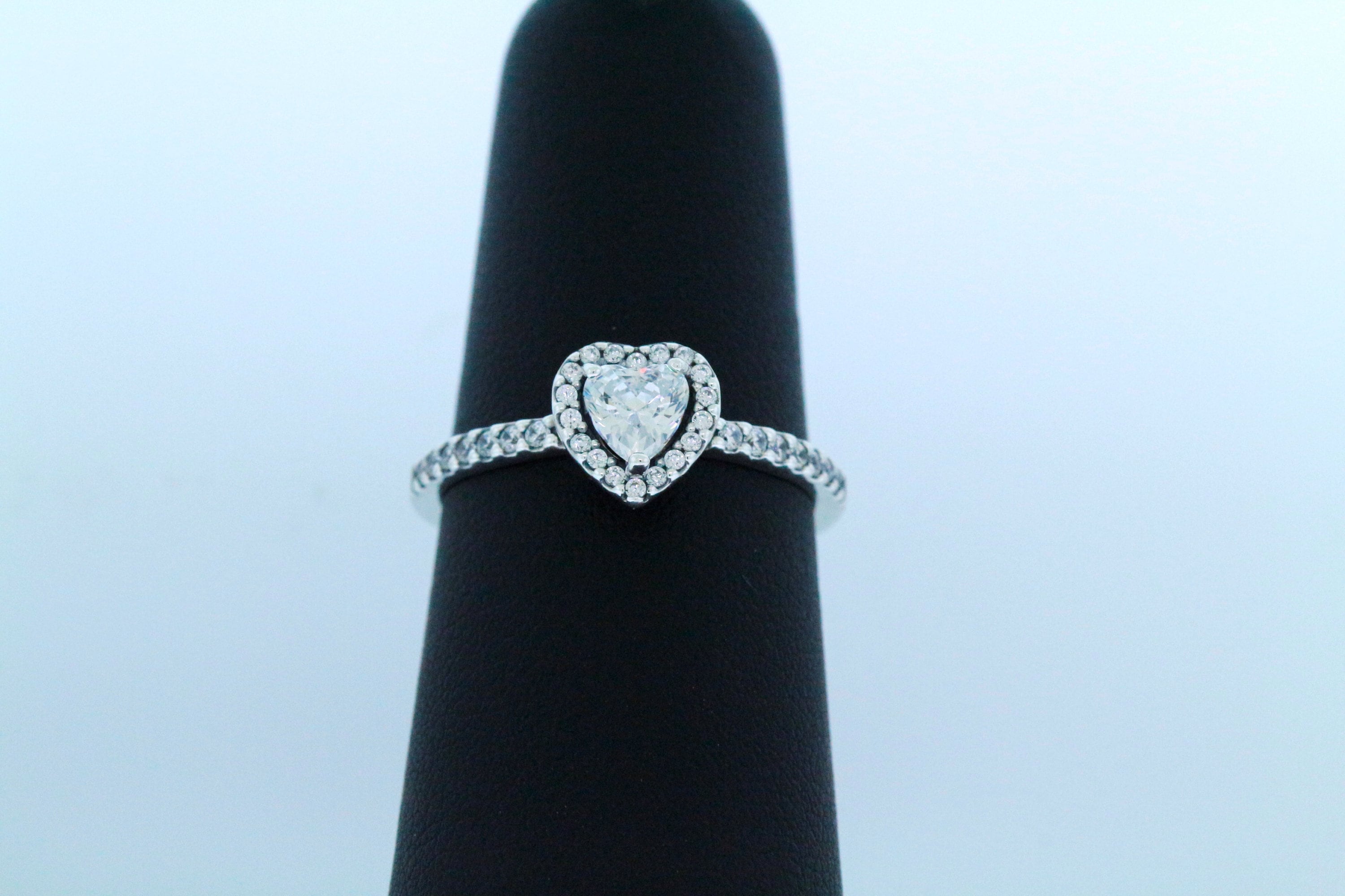 Pandora Elevated Heart Ring