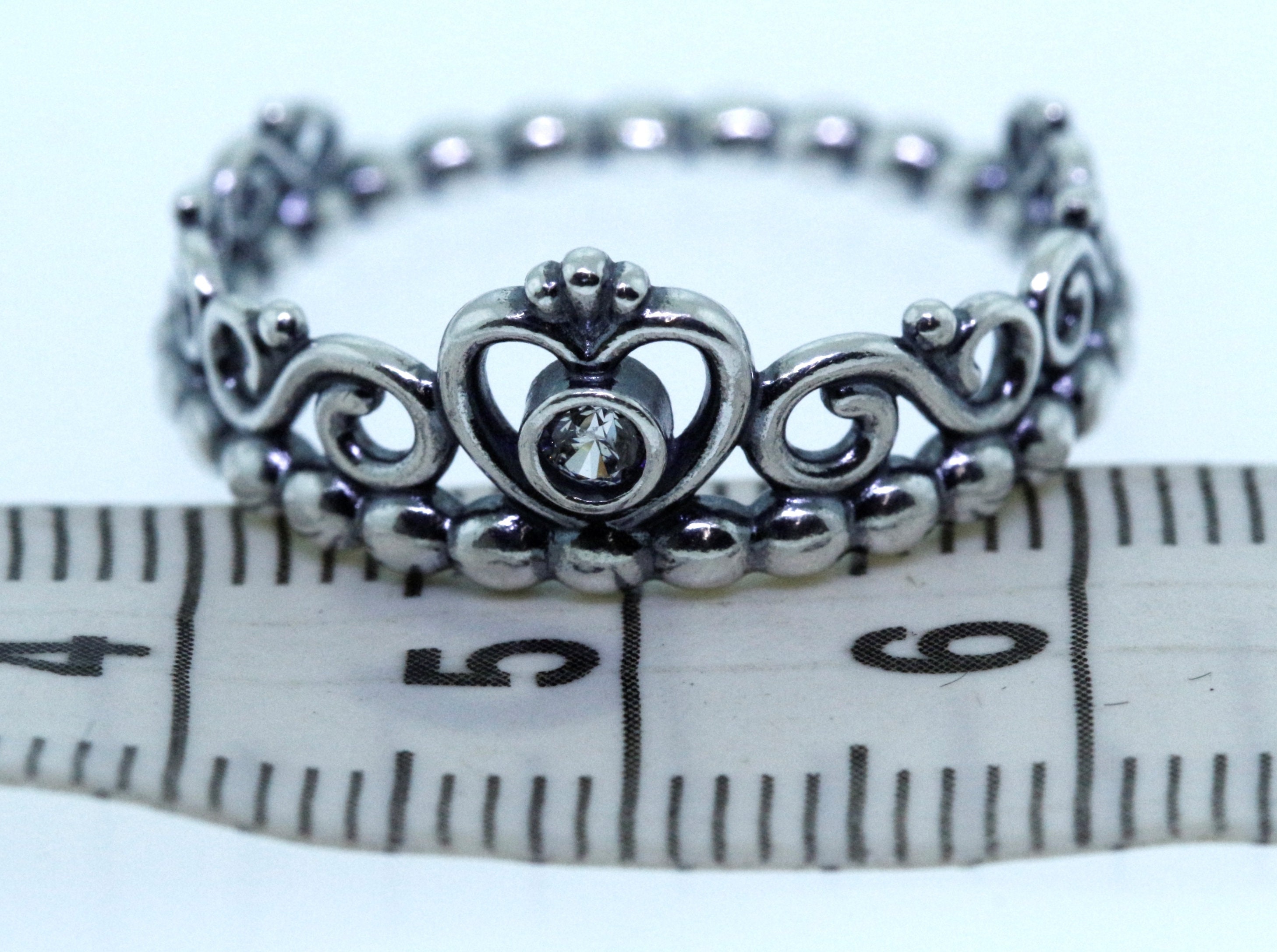 bought this tiara ring at the open market :) : r/mildlyinteresting