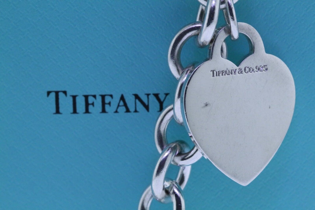 Tiffany & Co. ハート型タグネックレス シルバー925 楽天市場】Tiffany&Co. ティファニー レディースおしゃれRTT