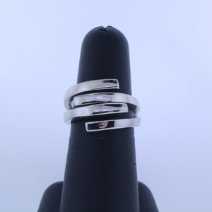 Vintage Sterling Silver Interlocking Modernist Ring, Size 7.5