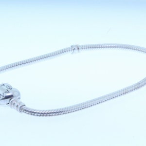 PANDORA Moments 925 Sterling Silver Heart Clasp Snake Chain Bracelet