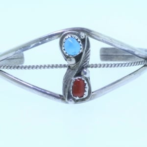 Navajo-style Southwestern Sterling Silver Coral Turquoise Cuff Leaf Bracelet