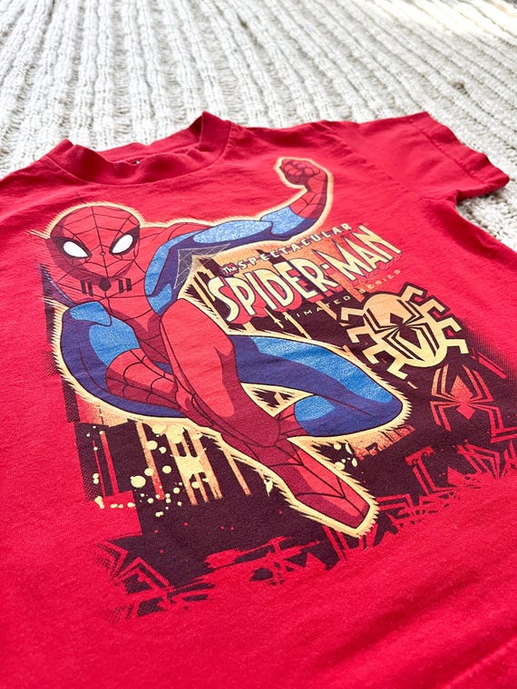 Spectacular Spider-Man による 2000 年代のヴィンテージ 