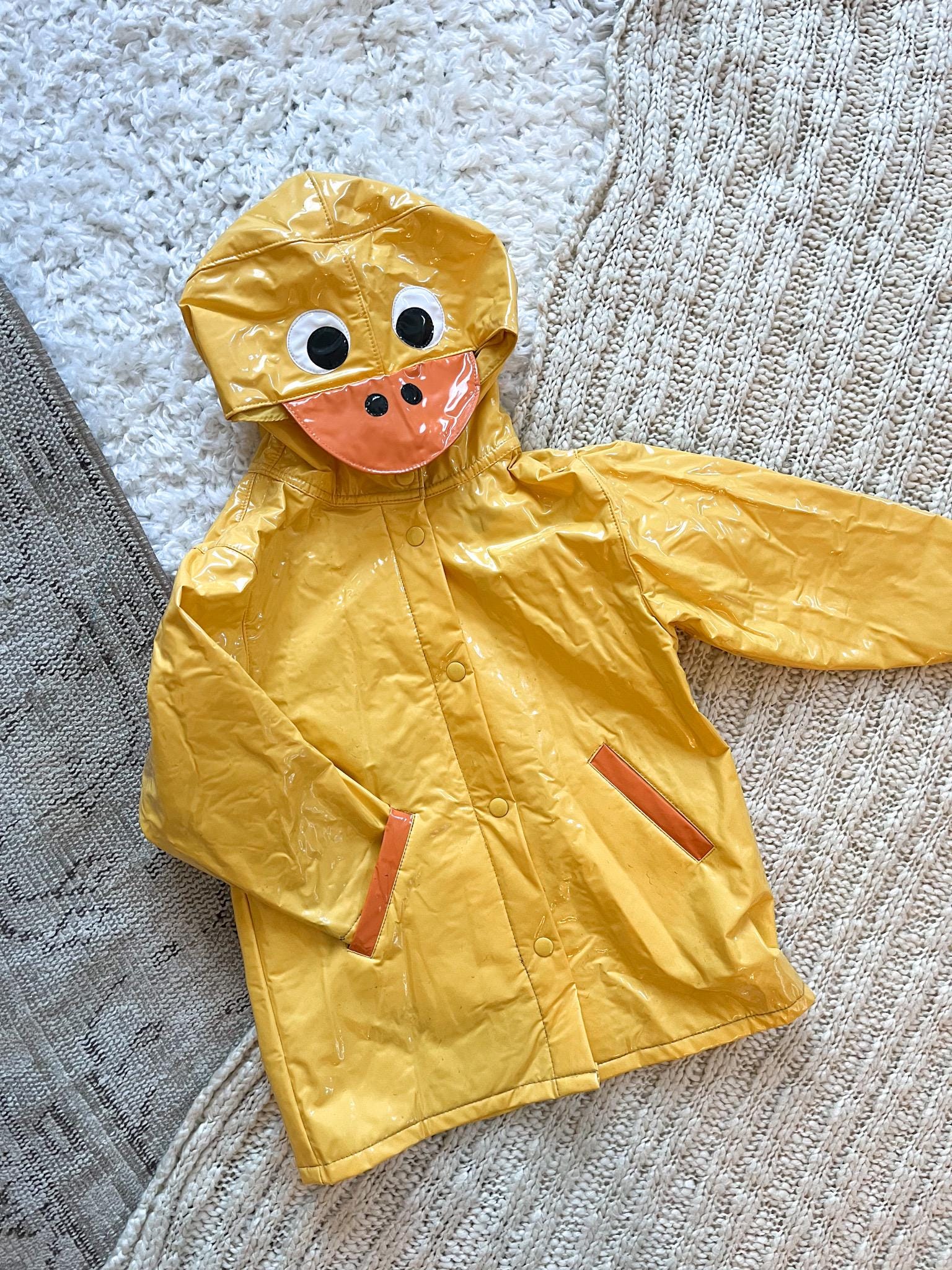 Duck raincoat for adults outlet