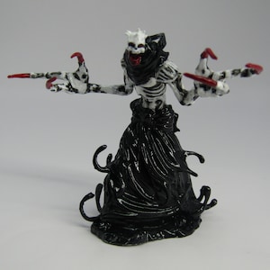 Bonescythe Painted Monster Miniature for DnD or Pathfinder