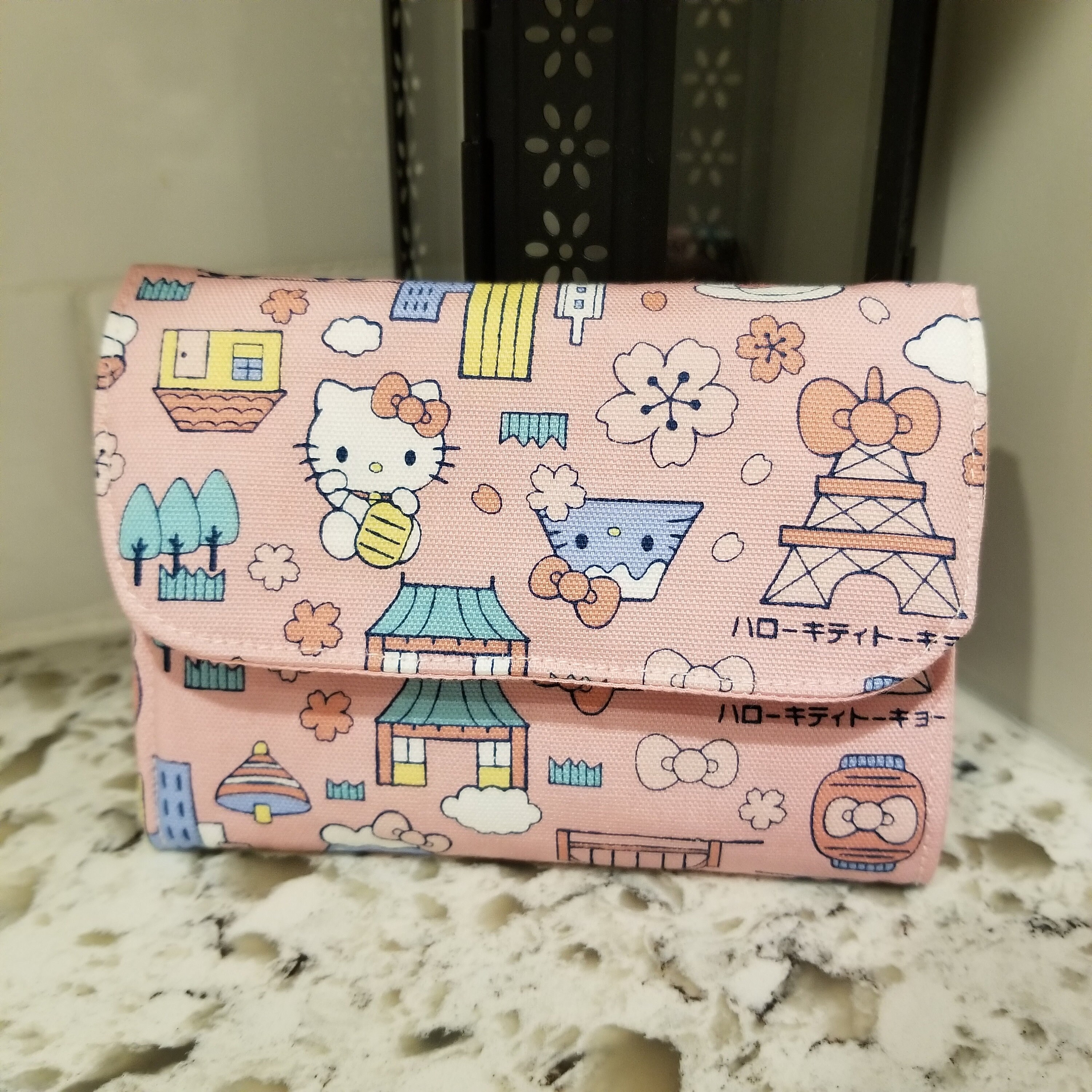 Hello Kitty Mini Cap Wallet (Kitty) Wallet (MK1-2KT) Tartan
