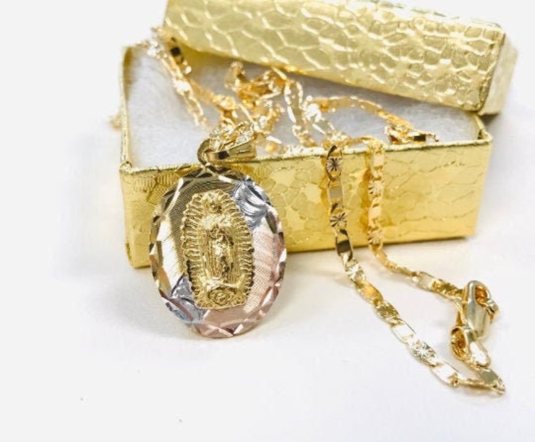 Cadena y Medalla De La Virgen de Guadalupe De Oro Laminado - Etsy ...