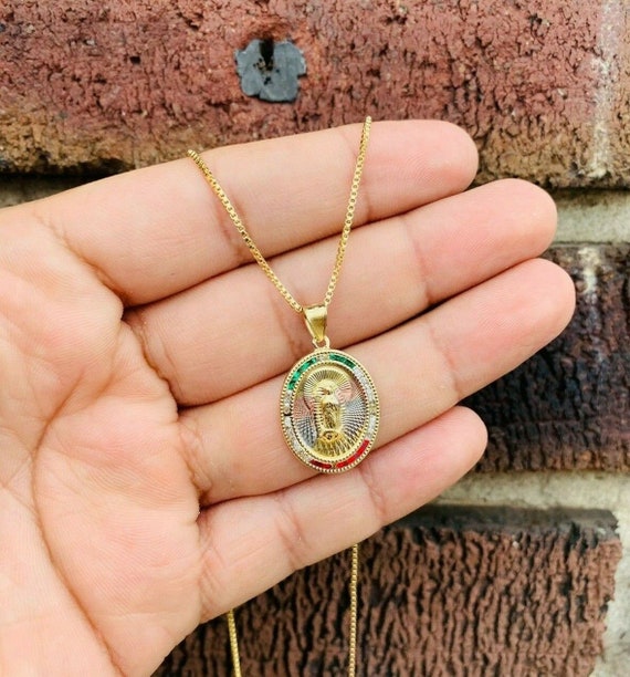 La Virgen De Guadalupe En Oro Laminado 
