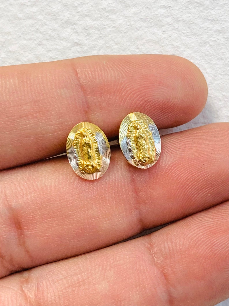 Aretes de la Virgencita de Guadalupe en Tres Oros Para Niñas o Mujer / Regalos de Navidad / Gold Earrings for Kids / Studs Earrings New image 6