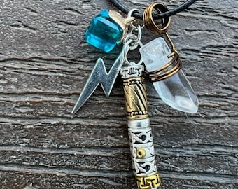 Mini collar de sable de luz personalizable / joyería de cristal Kyber / inspirado en Star Wars