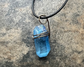 Kyber Crystal Necklace, Choose Color/Star Wars Lightsaber Jewelry