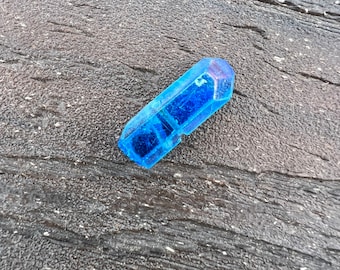 Kyber Crystal, loose quartz tip stone for cosplay, collection, or jewelry making/Star Wars Lightsaber inspired, small/medium