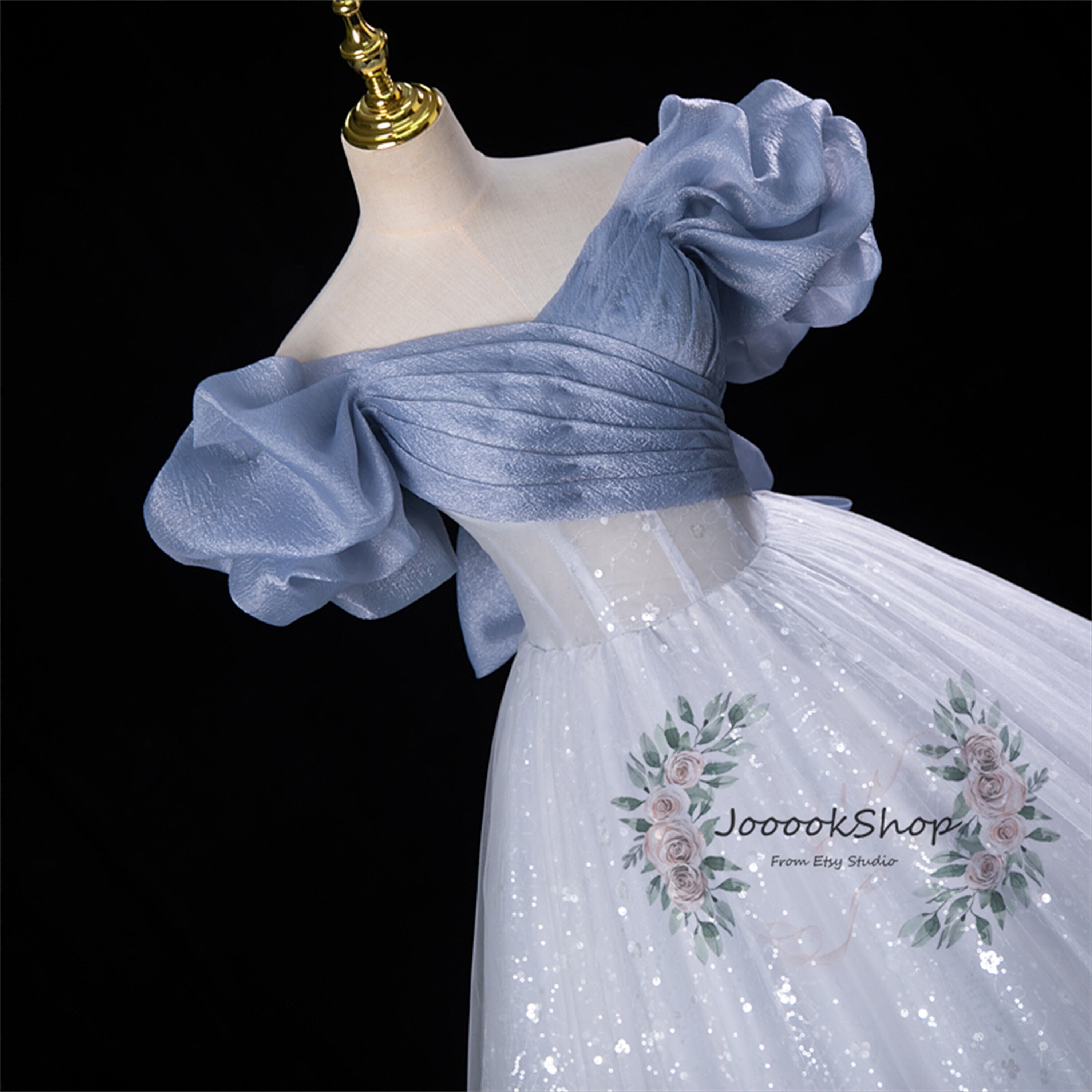 Buy Cinderella Dress 4 Piece Set / Cinderella Party / Cinderella Dress Up/  Christmas Gift Online in India - Etsy