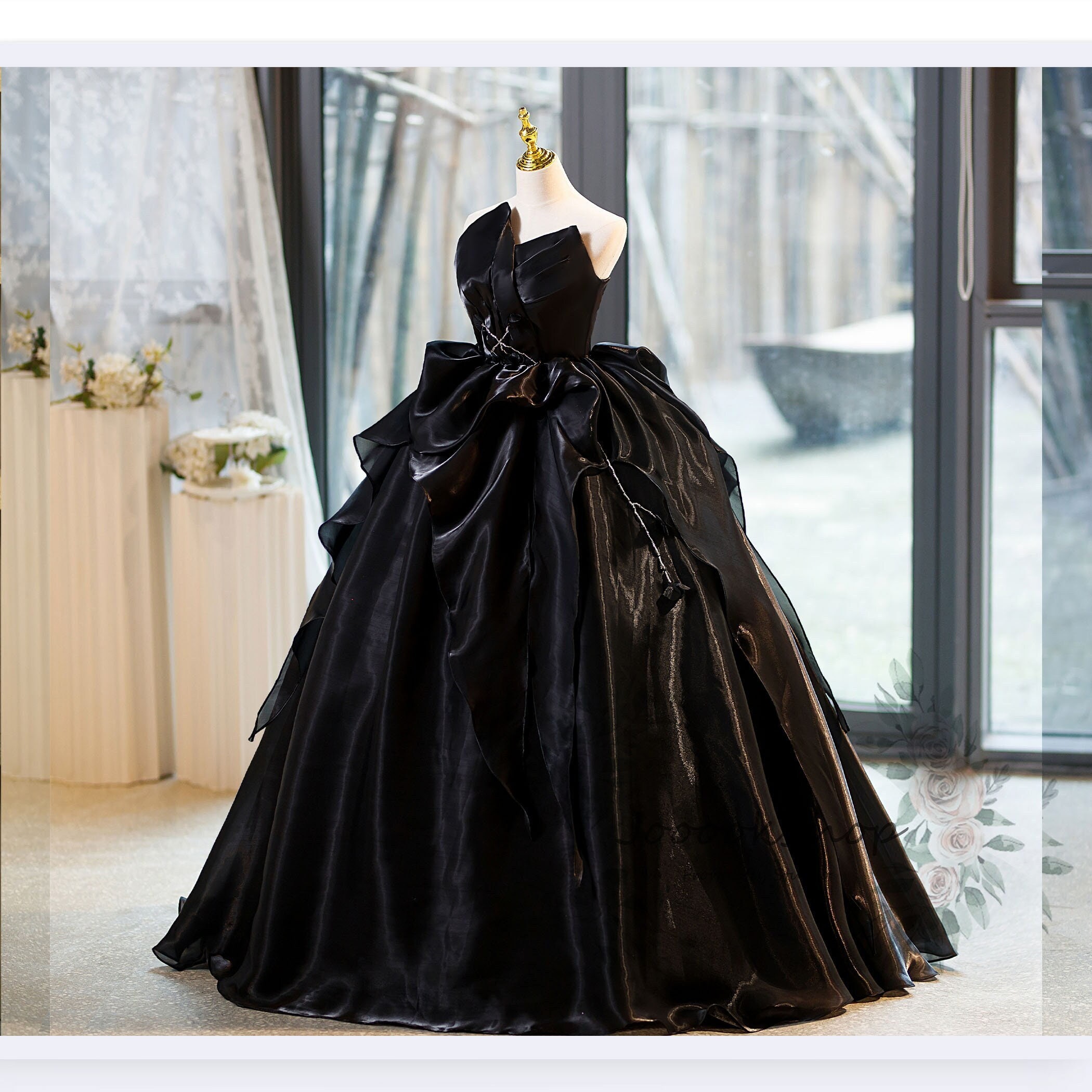 Plus Size Black Gold Lace Plus Prom Dresses 2022 With Long Sleeves, Boat  Neckline, V Open Back, And Elegant Formal Evening Gown For Women In 2022  From Verycute, $49.72