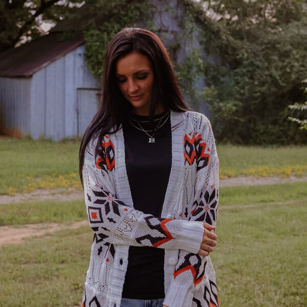 VTG Santa Fe Women's Aztec Navajo Print Cardigan Jacket with Concho Buttons - Small main image 0