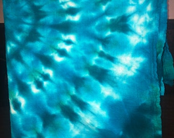 Tie Dye Tea Towel | Tie Dye Flour Sack Towel | Kitchen Towel | Gifts | Housewarming Gift | Holiday Gifts