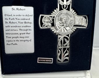 Cruz de pared de peltre de San Roberto, patrón, nueva en caja, regalo sacramental