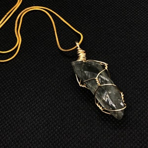 Colar de cristal de ametista prasiolita/joias de ametista prasiolita crua/cristal de ametista prasiolita/chacra cardíaco